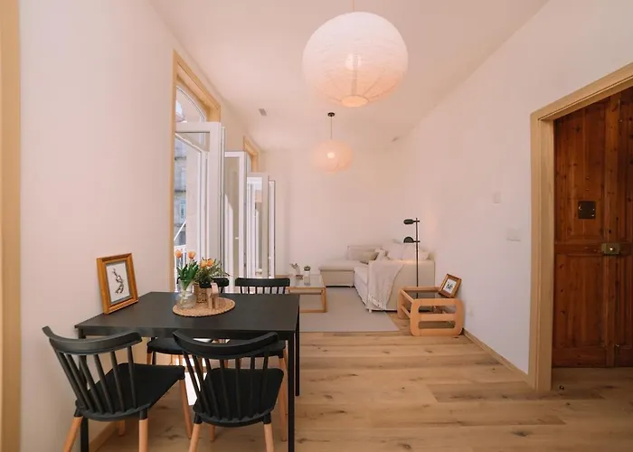 Elegancia Luz Y Calidez - Apto 2 By Daire *